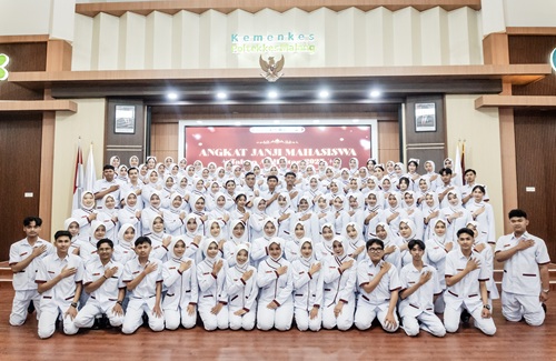 Peserta Angkat Janji Mahasiswa Angkatan Tahun 2023 Peserta Angkat Janji Mahasiswa Angkatan Tahun 2023